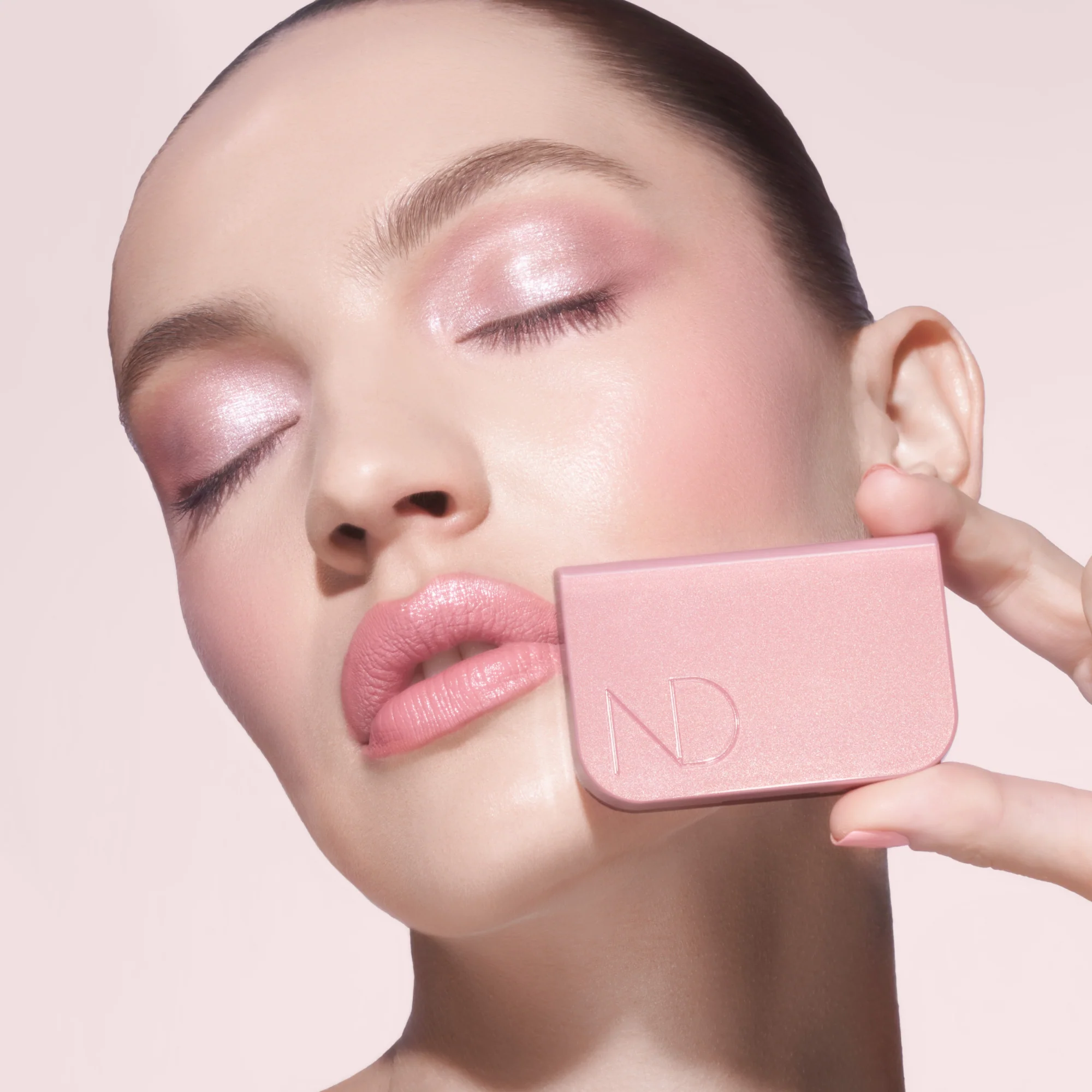 ESSENTIAL EYESHADOW DUO - דואו צלליות לעיניים - Image 5