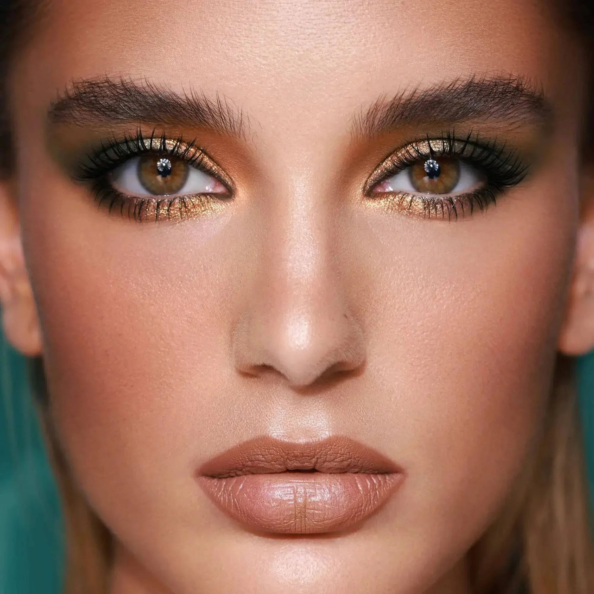 MINI METROPOLIS EYESHADOW KIT - סט פלטת צלליות לעיניים מיני מטרופוליס ומברשת - Image 4
